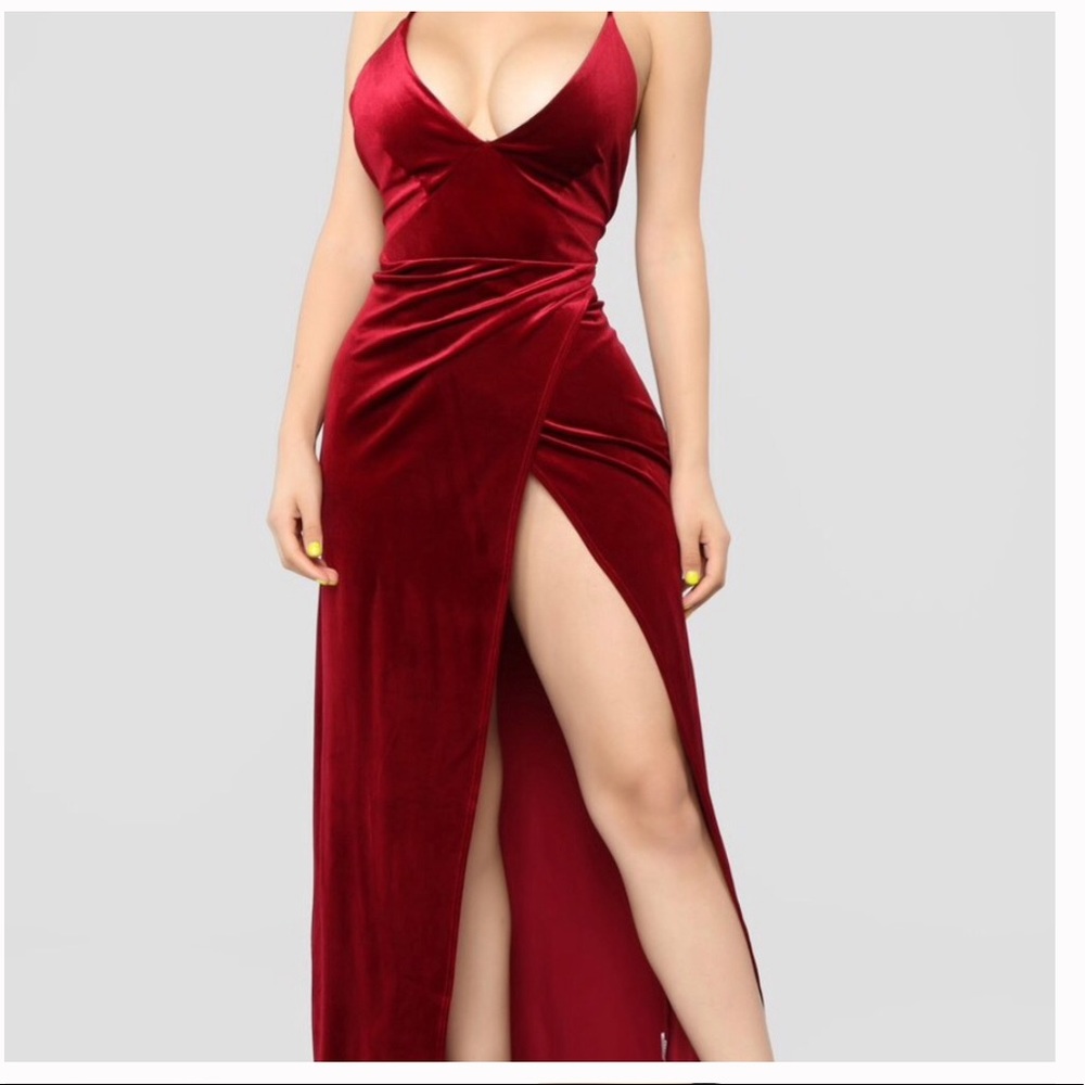 Fashion Nova Angelique velvet dress NWT